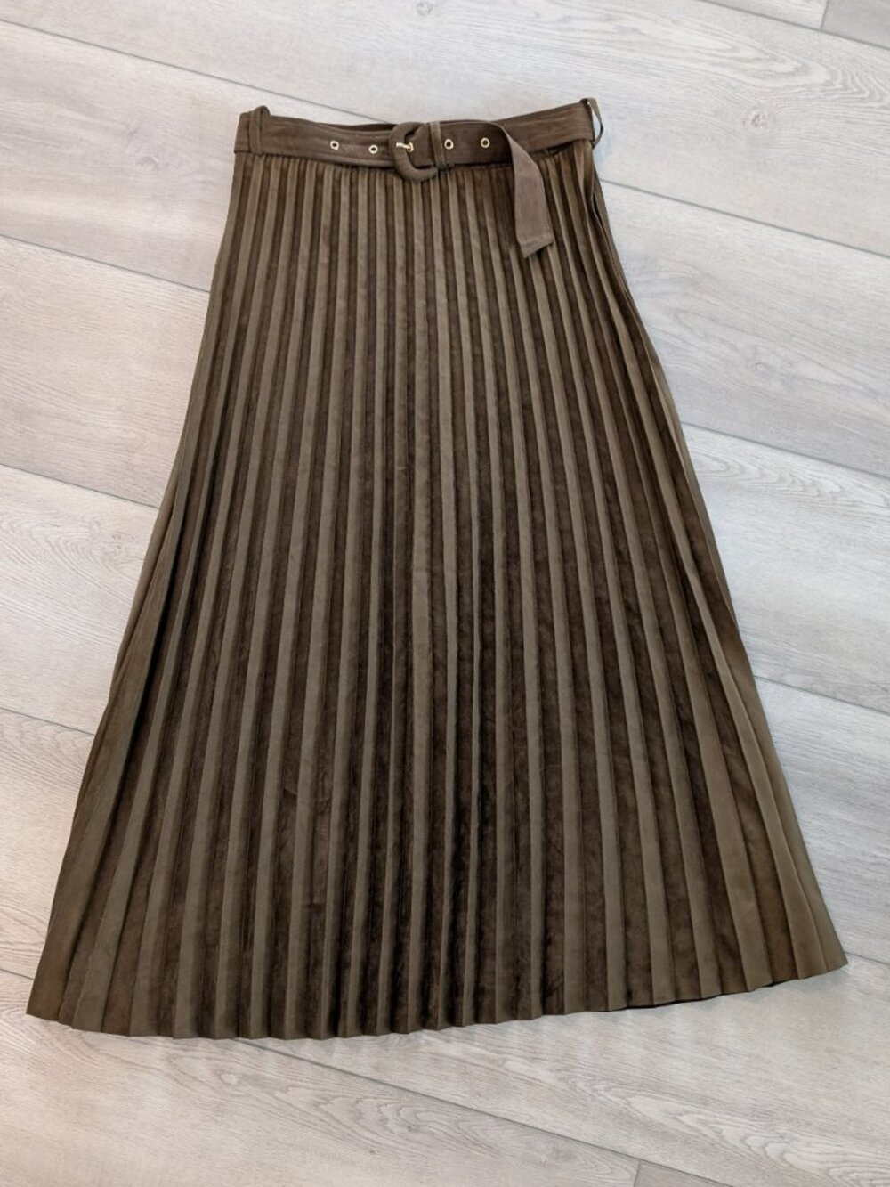 ZARA Faux Suede Pleated Belted Maxi Skirt Dark Olive Size M - Picture 4 of 13